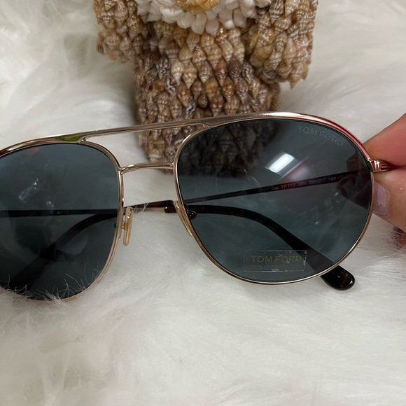 FINAL SALE🌸TOM FORD GIO AVIATOR sunglasses - Picture 10 of 16